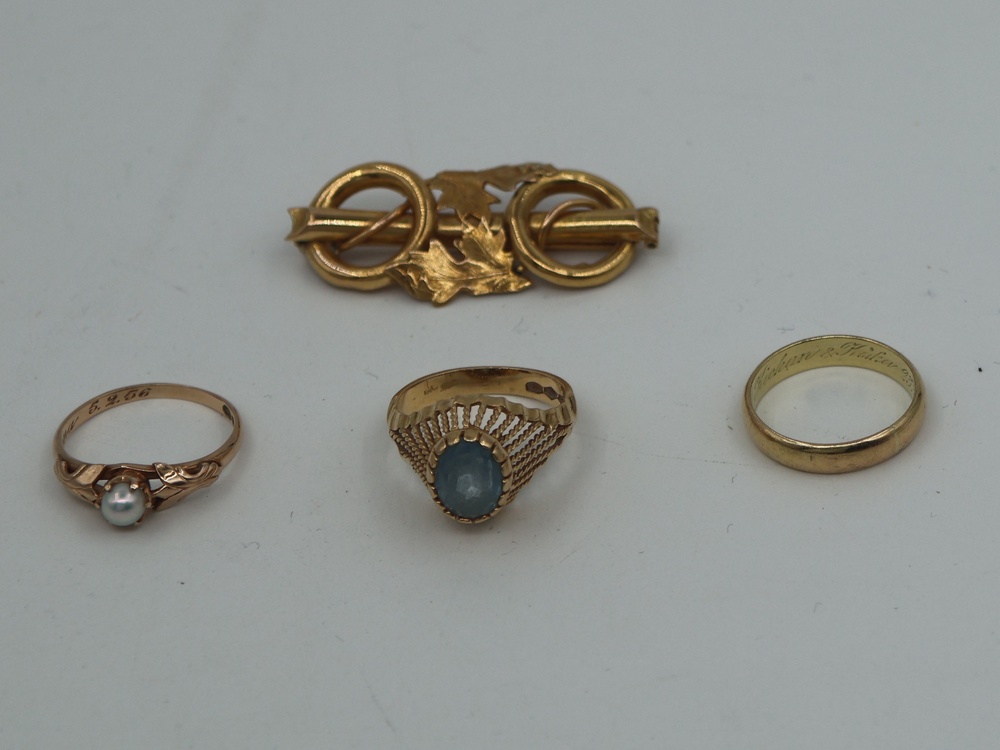 Kultakoruja 10,79g/18k ja 2,16g/14k