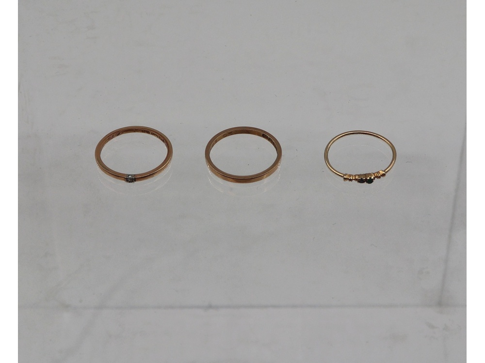 2SORMUSTA 18K/3,8G JA 1 SORMUS 14K/0,9G