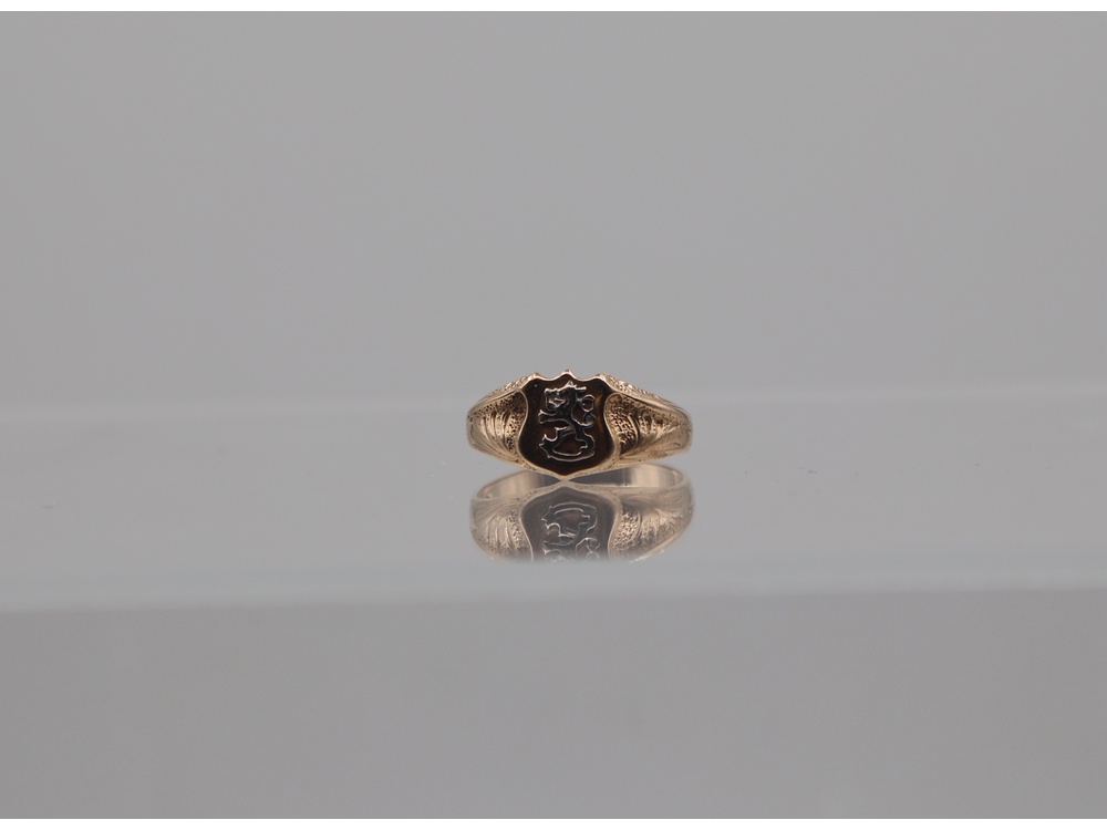 Sormus Leijona, ei kaiv. koko 21. 6,46g/14k