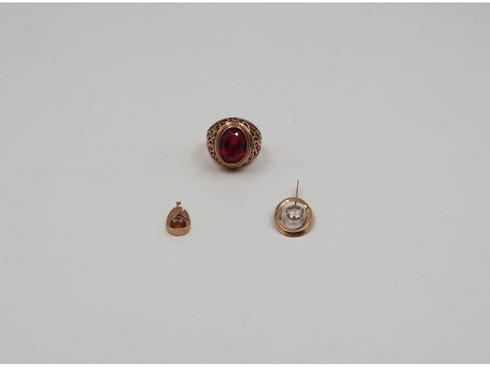 sormus ja 2 riipusta br.10,18G/14