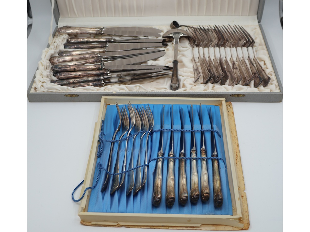 Hopeiset aterimet Chippendale, n.700g/830hopea