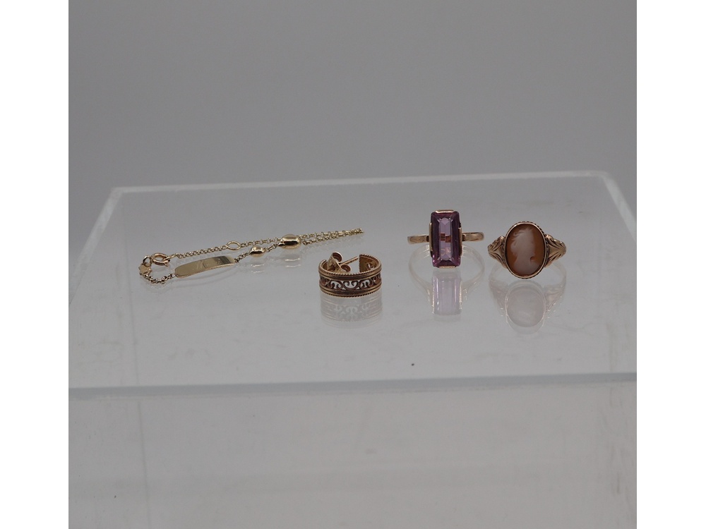 Pariton korvakoru 2,62G/18K, 2 sormusta ja rannekoru BR 7,12G/14K